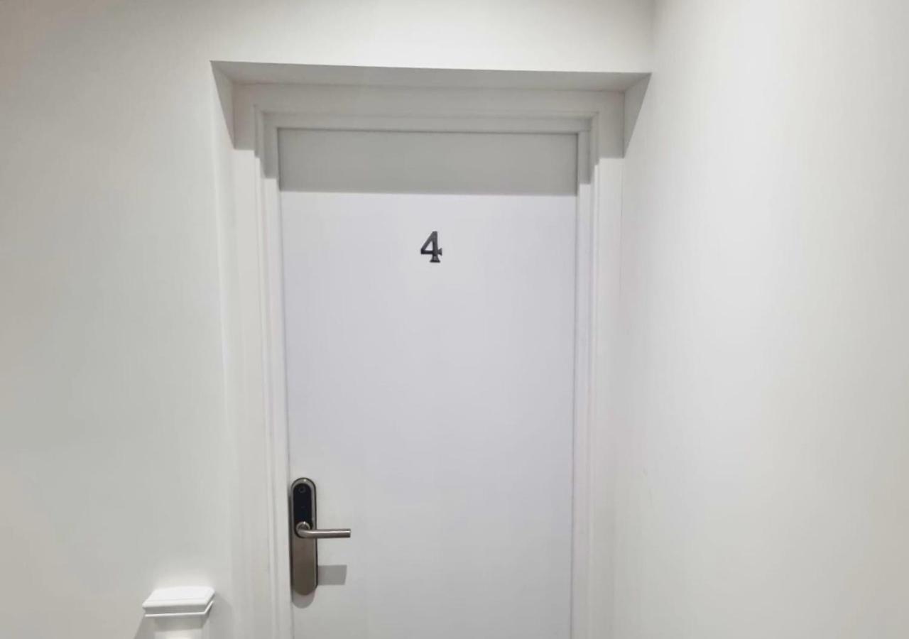 The Coppice Apartment Уотфорд Екстериор снимка