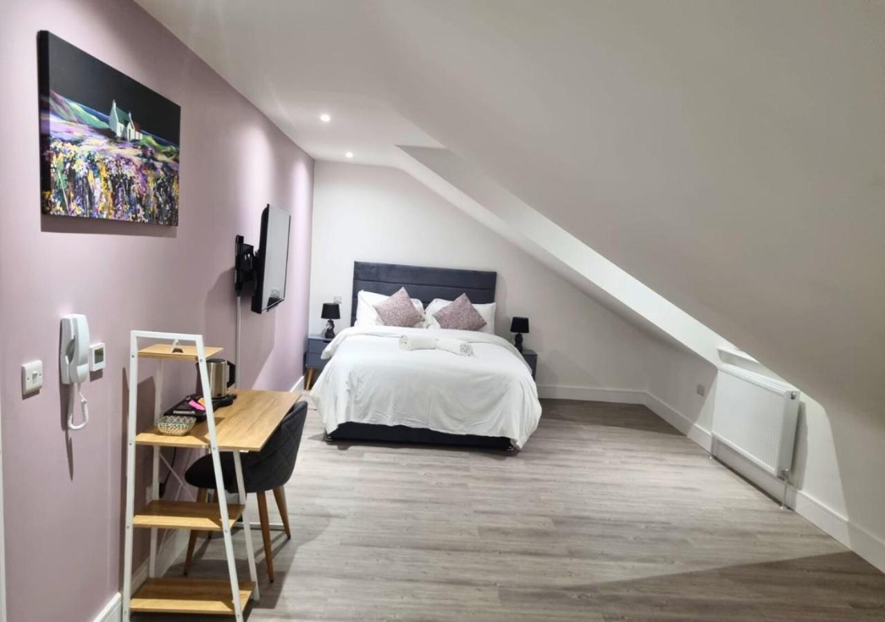 The Coppice Apartment Уотфорд Екстериор снимка