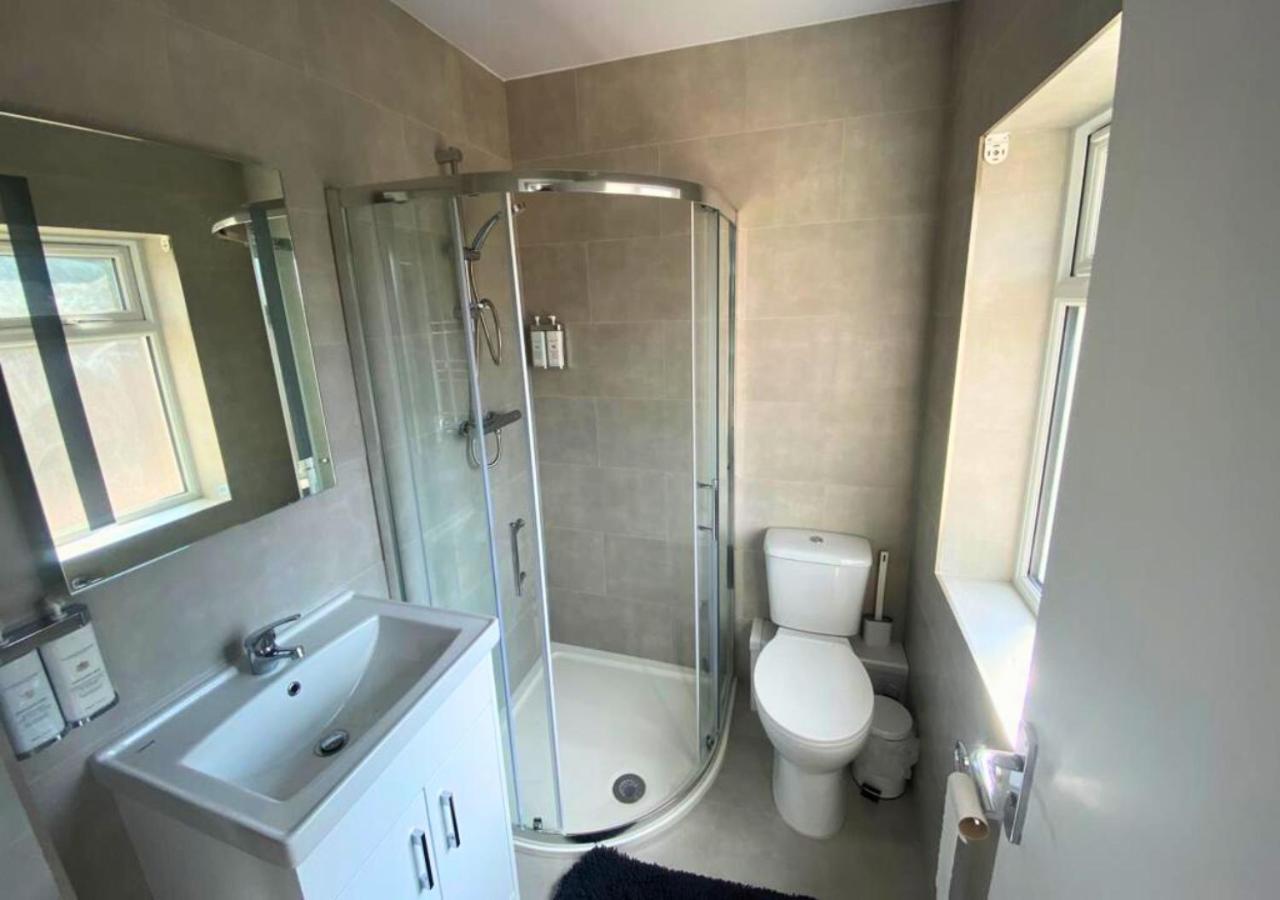 The Coppice Apartment Уотфорд Екстериор снимка