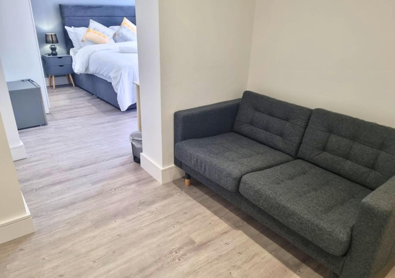 The Coppice Apartment Уотфорд Екстериор снимка