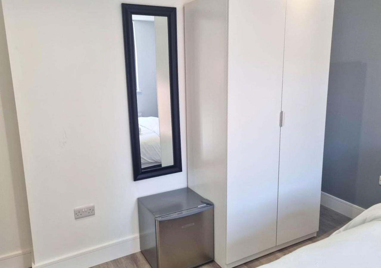 The Coppice Apartment Уотфорд Екстериор снимка